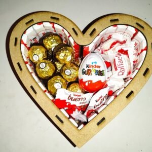 Poklon kutija u obliku srca, prazna ili puna