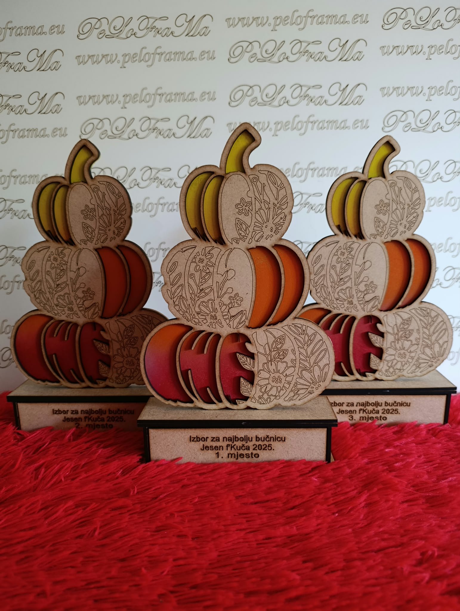 Personalizirani drveni trofej - Bundeva