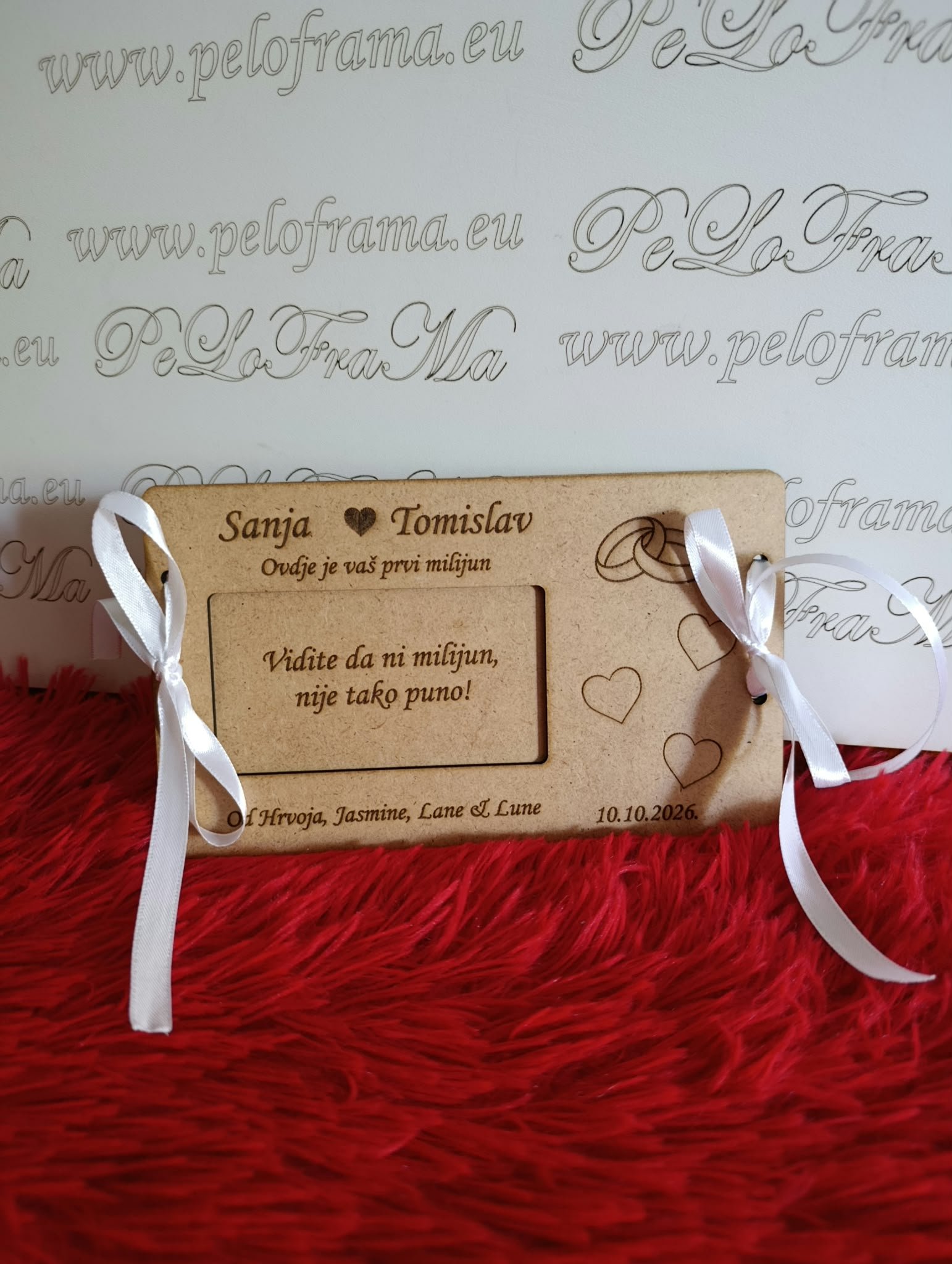Personalizirana drvena čestitka ''Vaš prvi milijun''