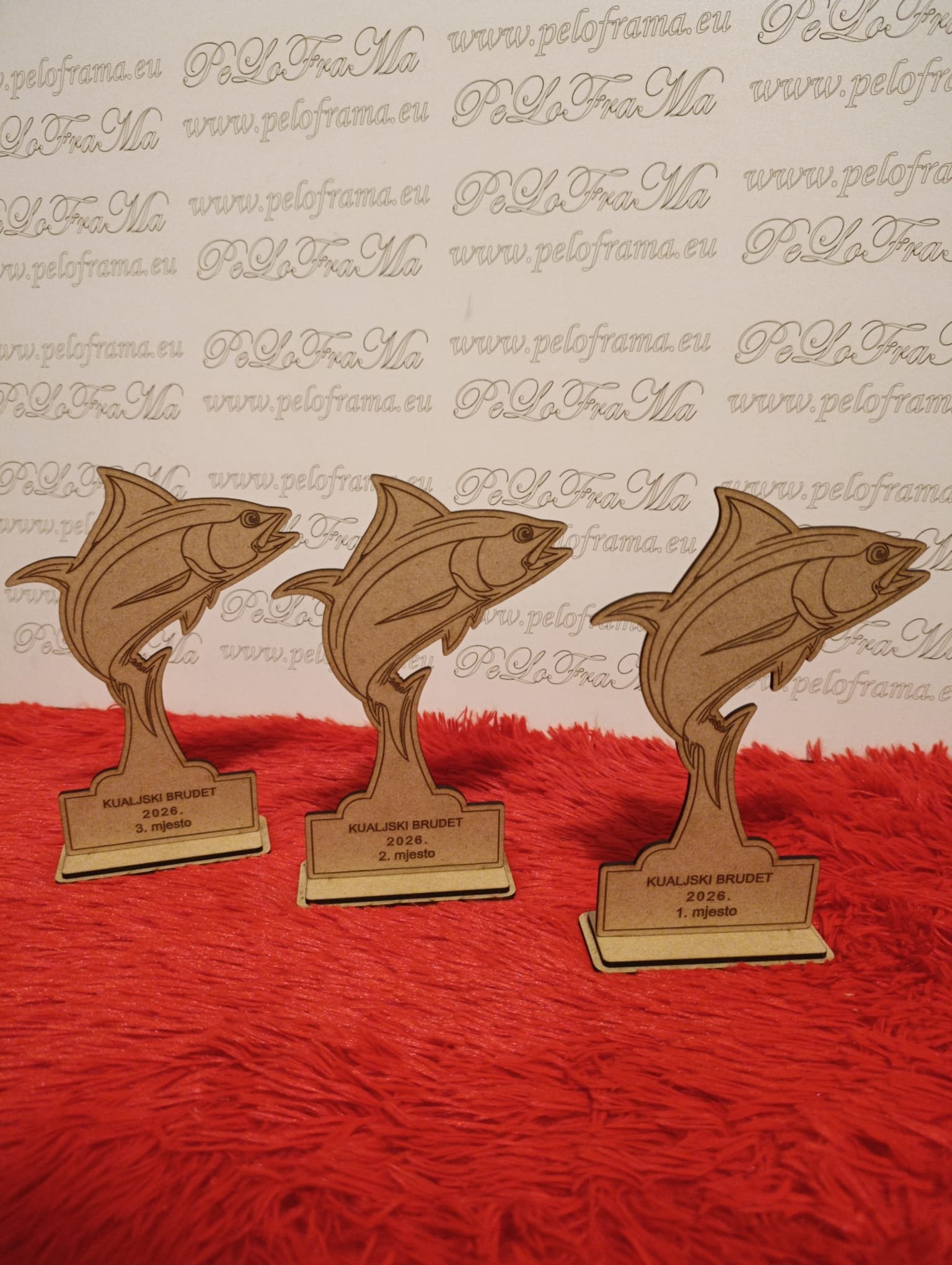 Personalizirani drveni trofej - Riba